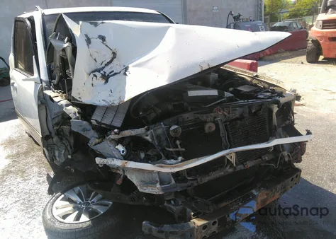 1998 Toyota Land Cruiser z USA, uszkodzony, nr VIN JT3HT05J1W0016619